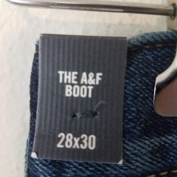 Abercrombie & Fitch Men's 28x30 The A&F Boot Cut Jeans Distressed NWT - Picture 9 of 11